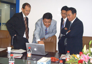 2009年公司接待德国SEMKRON公司总裁一行	 